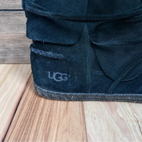 UGG Reid Moc Black Suede Booties Leather Details Sheepskin Wool Treadlite Sz 10 - Picture 11 of 14